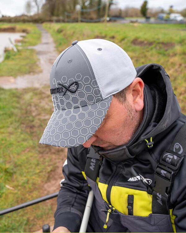 Matrix gorra gris