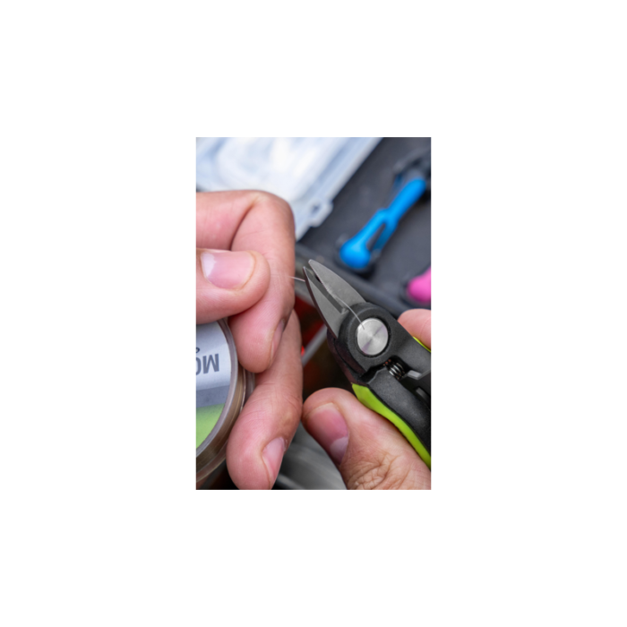 macro-multi-ciseau-et-accessoires-korum1